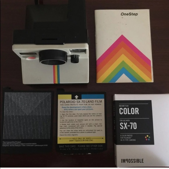 Polaroid Land Camera - Picture 2 of 3